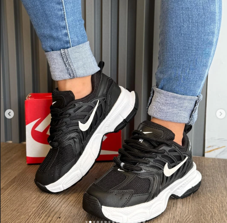 Nike Skate Negro