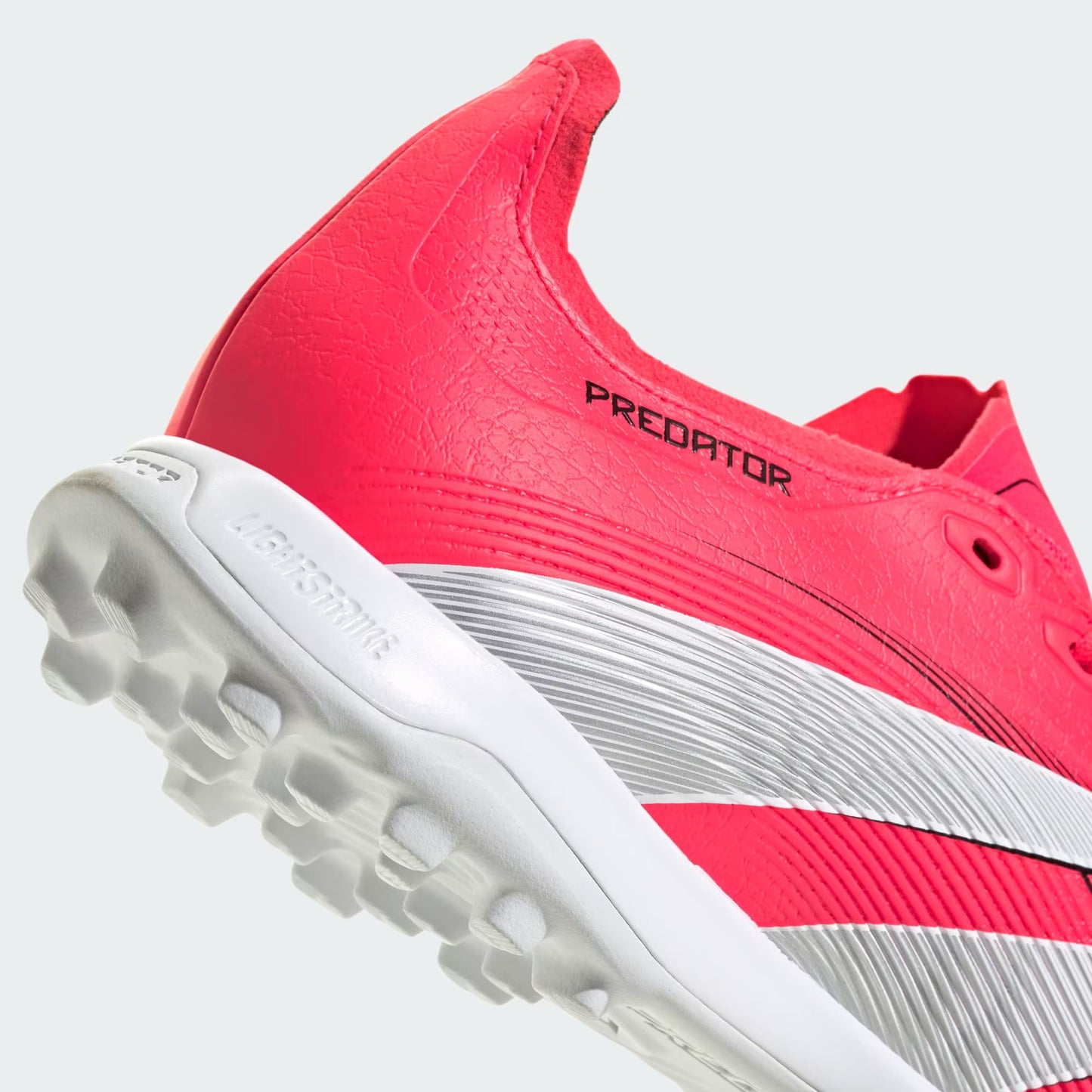 Guayos Predator League Rasto sintético Original
