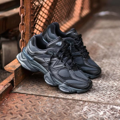 New Balance 9060 Triple Black