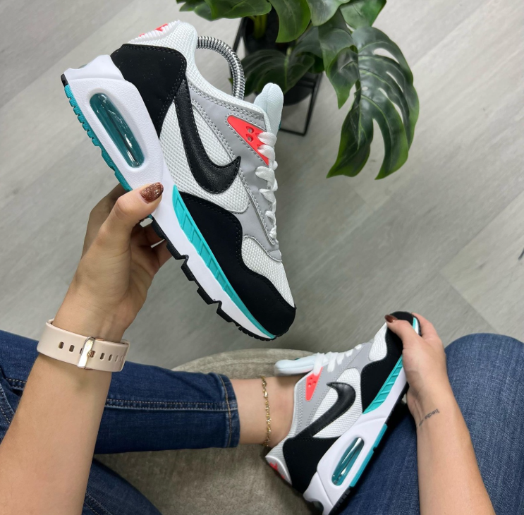 Nike Air Max Correlate