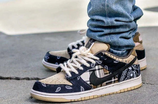 Nike SB Dunk Low Travis Scott