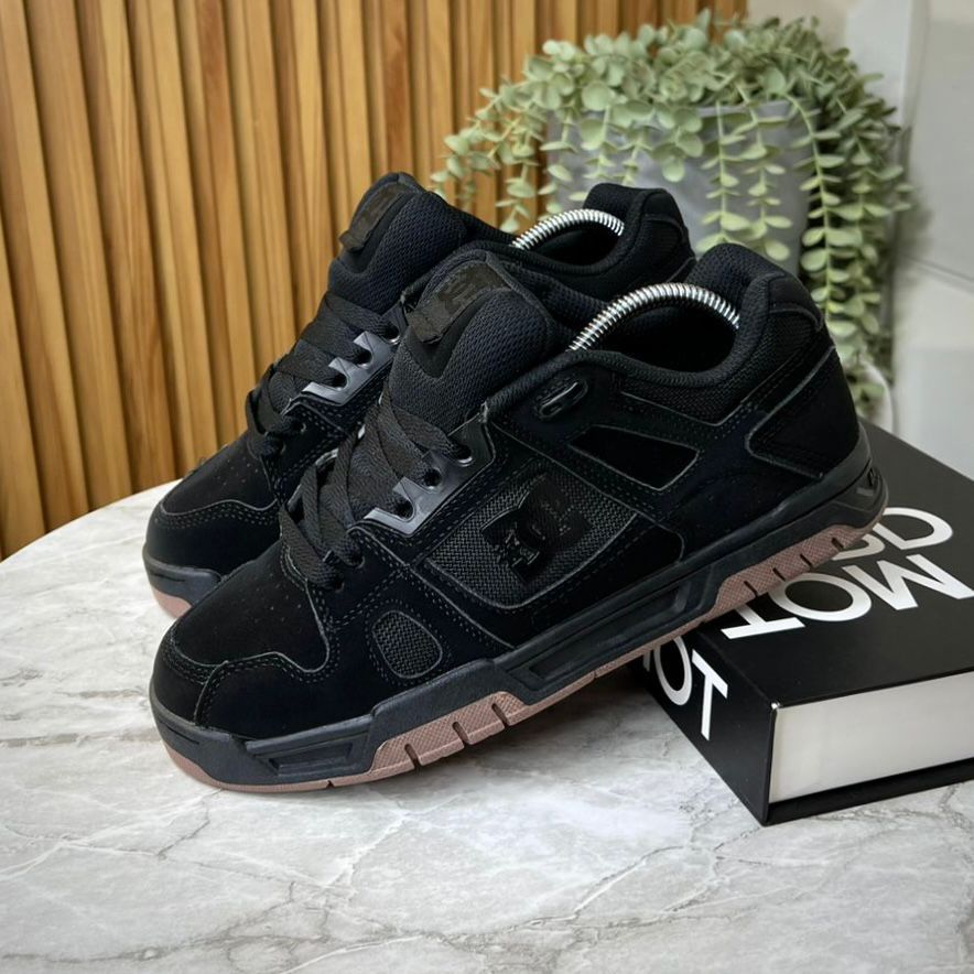 DC Men's Stag Low Top Black